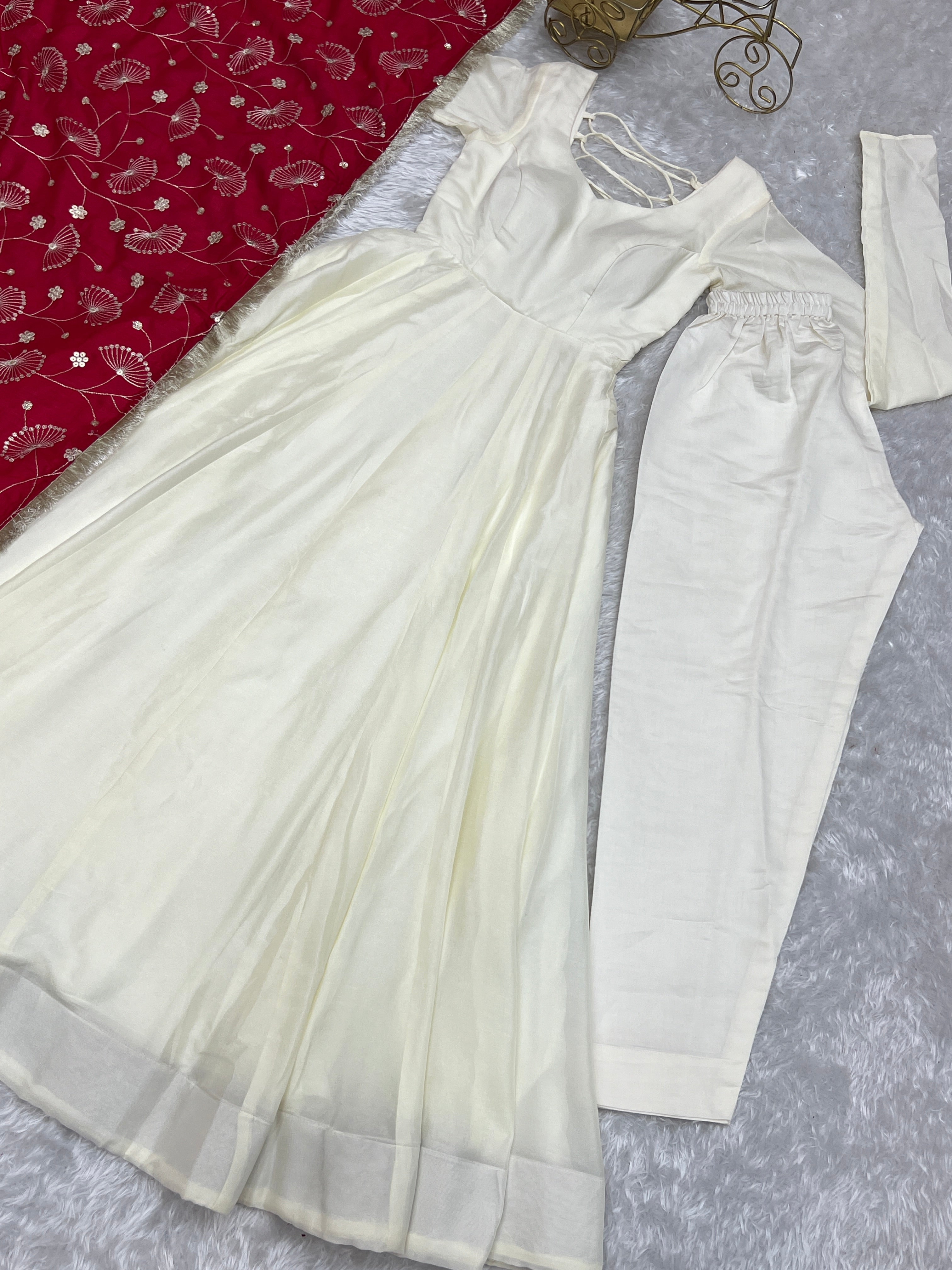 Pure Vichitra Silk Fully Flair Kali Pattern Anarkali with Canvas Patta, Dupatta & Pant