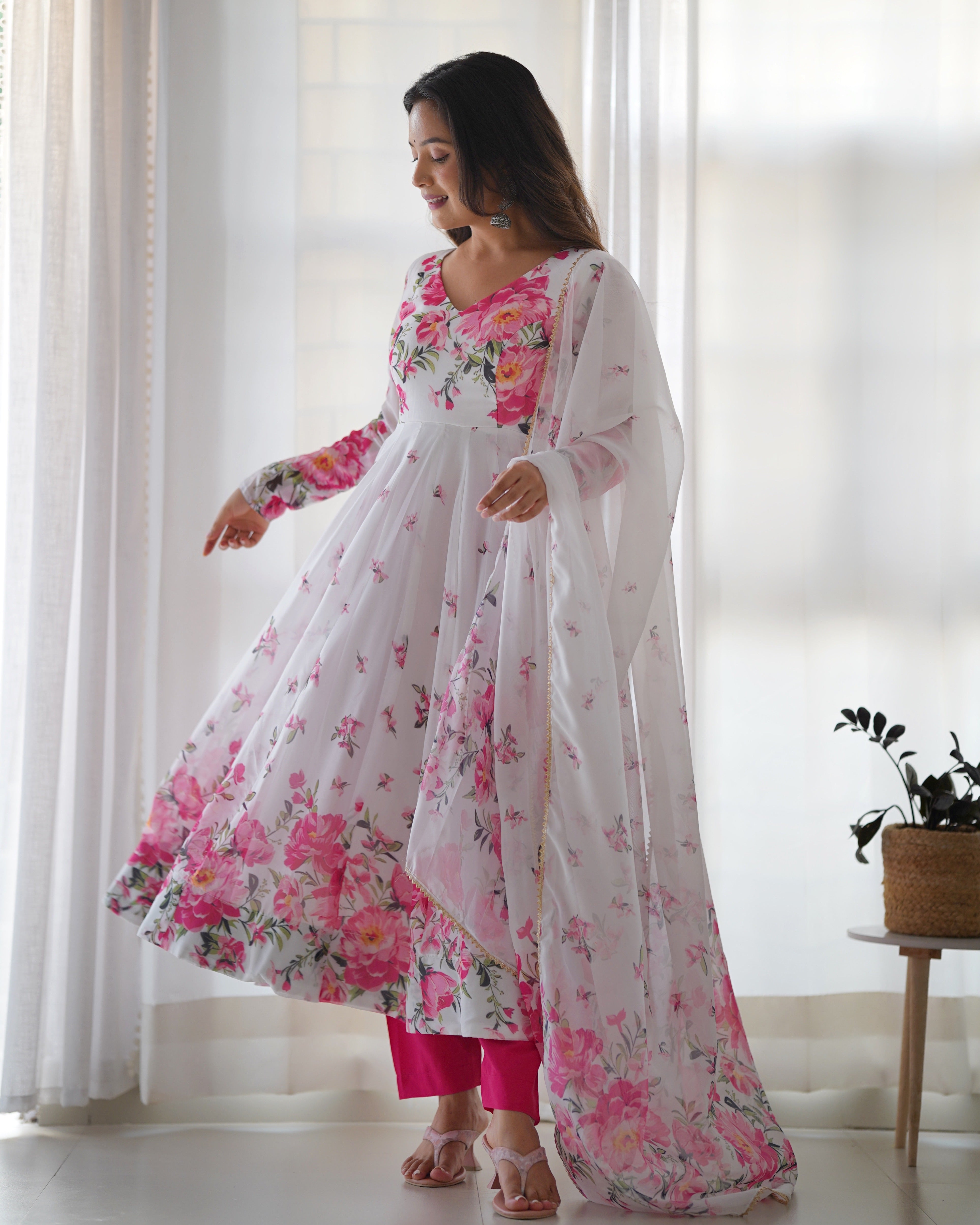 Floral Print Kurta With Duppta Set,pent Ready To Wear